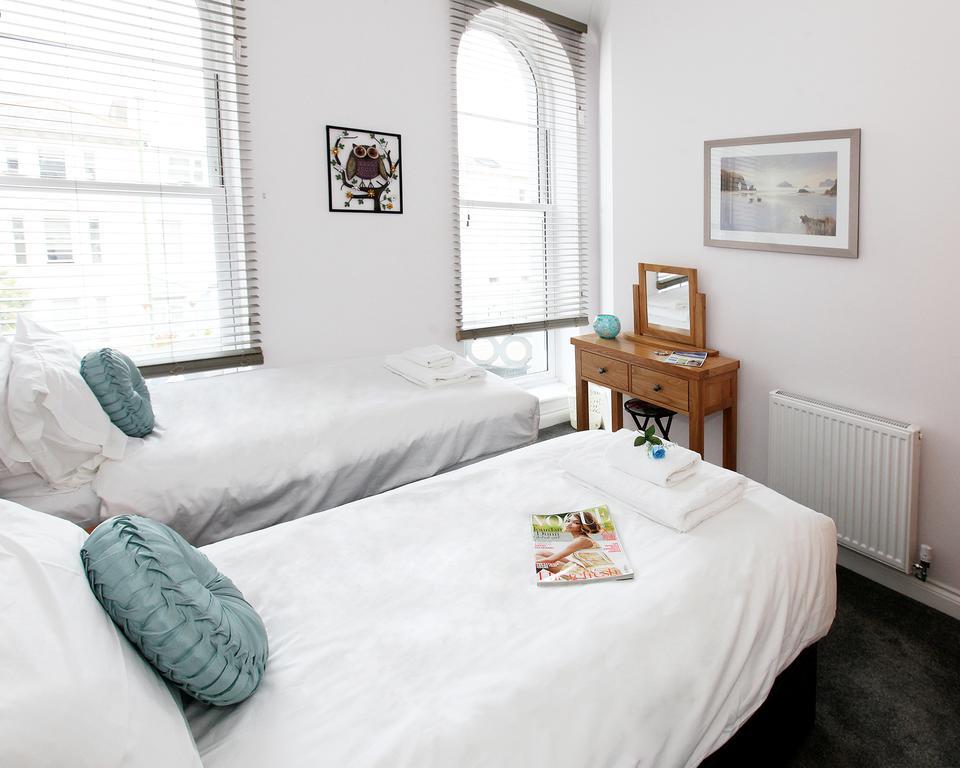 Austens Apartments Торки Екстериор снимка