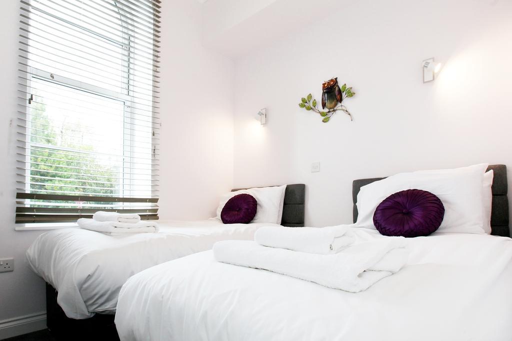 Austens Apartments Торки Екстериор снимка