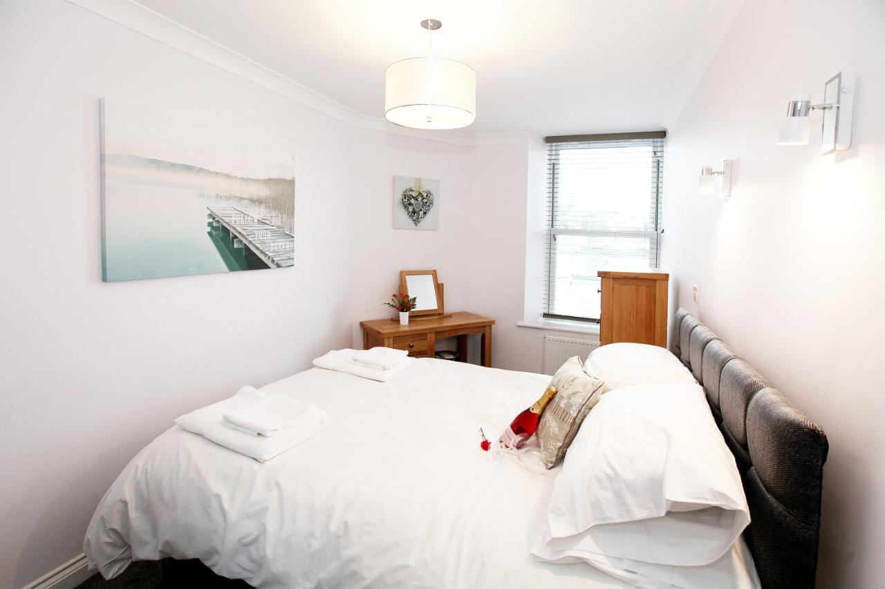 Austens Apartments Торки Екстериор снимка